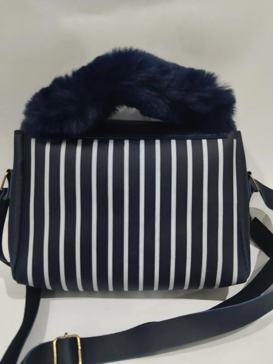 Girl's Rexine Printed Hand Bag - Urban Buy Mall