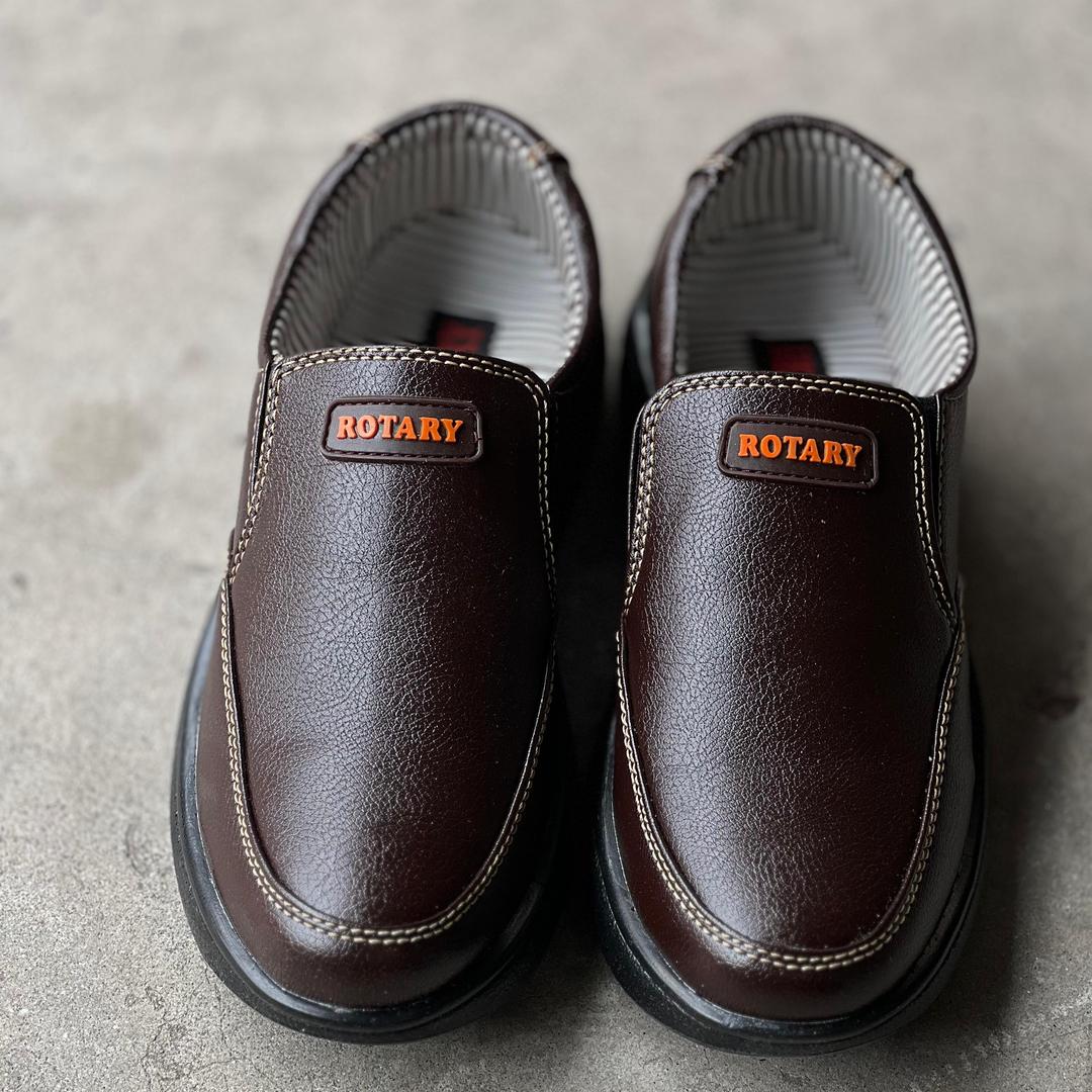 Men's Leather Running Skechers - Urban Buy Mall